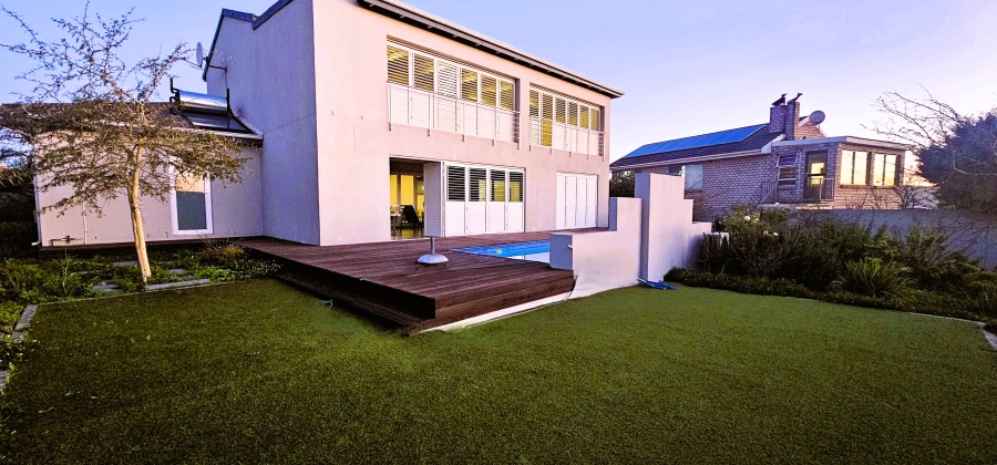 4 Bedroom Property for Sale in Myburgh Park Western Cape